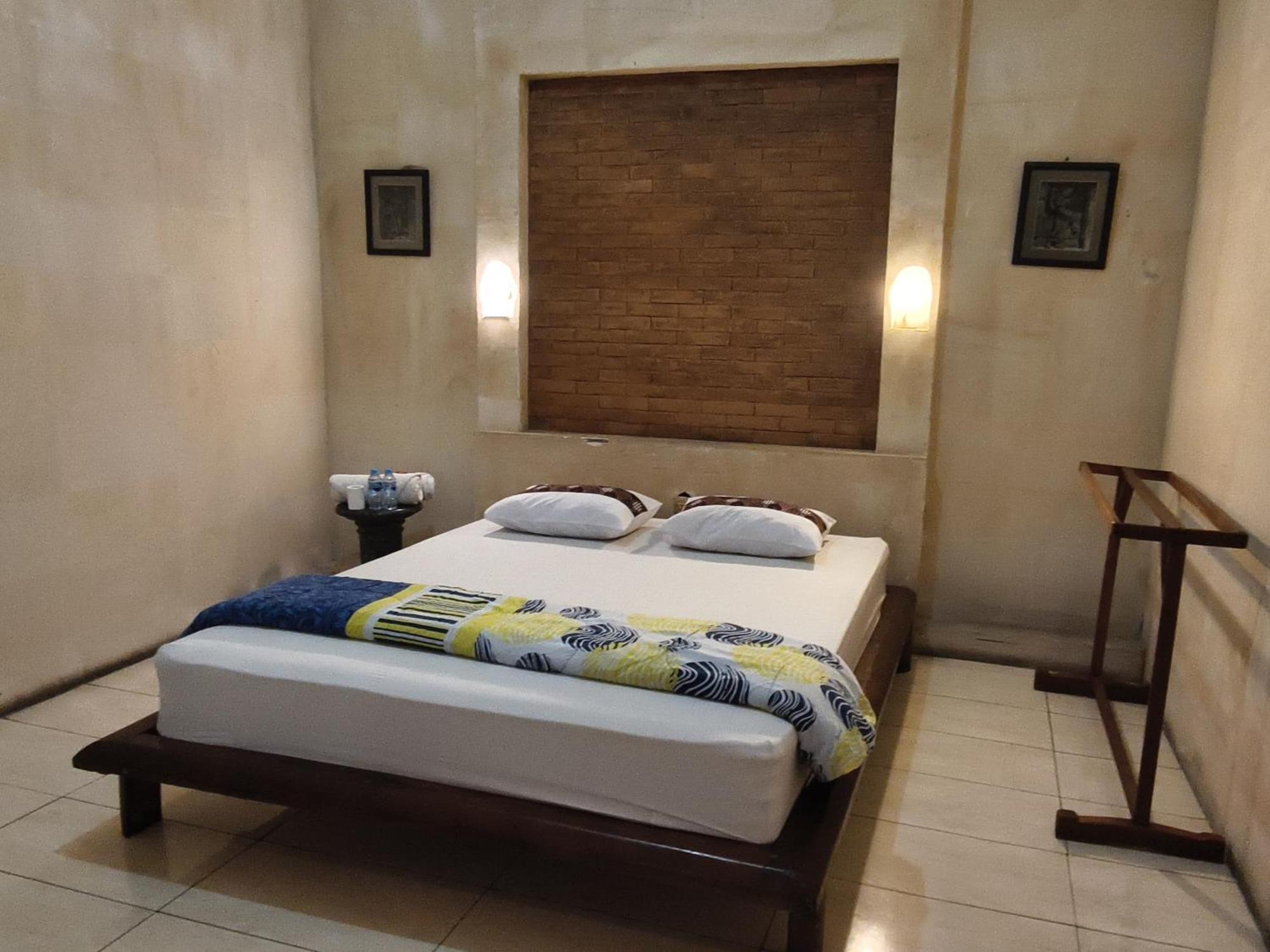 Lotus 2 Guest House Магеланг Экстерьер фото